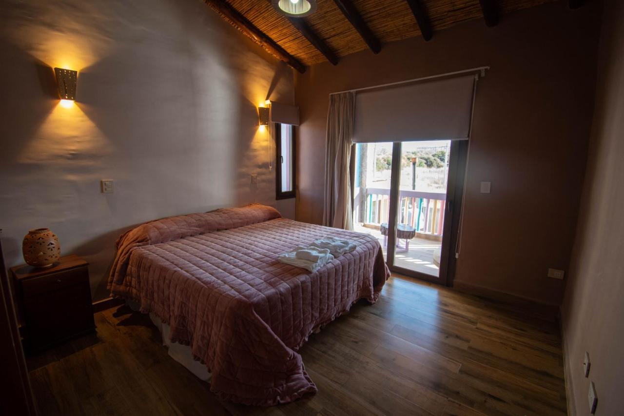 Tikay Humahuaca Refugio De Tierras Apartment Exterior photo